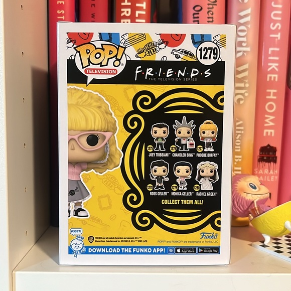 Funko Pop Chase Friends 1279 Monica Geller - Picture 3 of 6